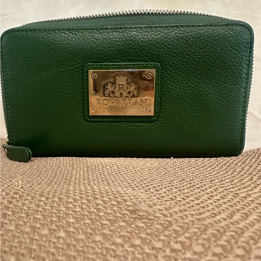 Rowallan of Scotland Green Leather Wallet Gold Logo Plaque Excellent